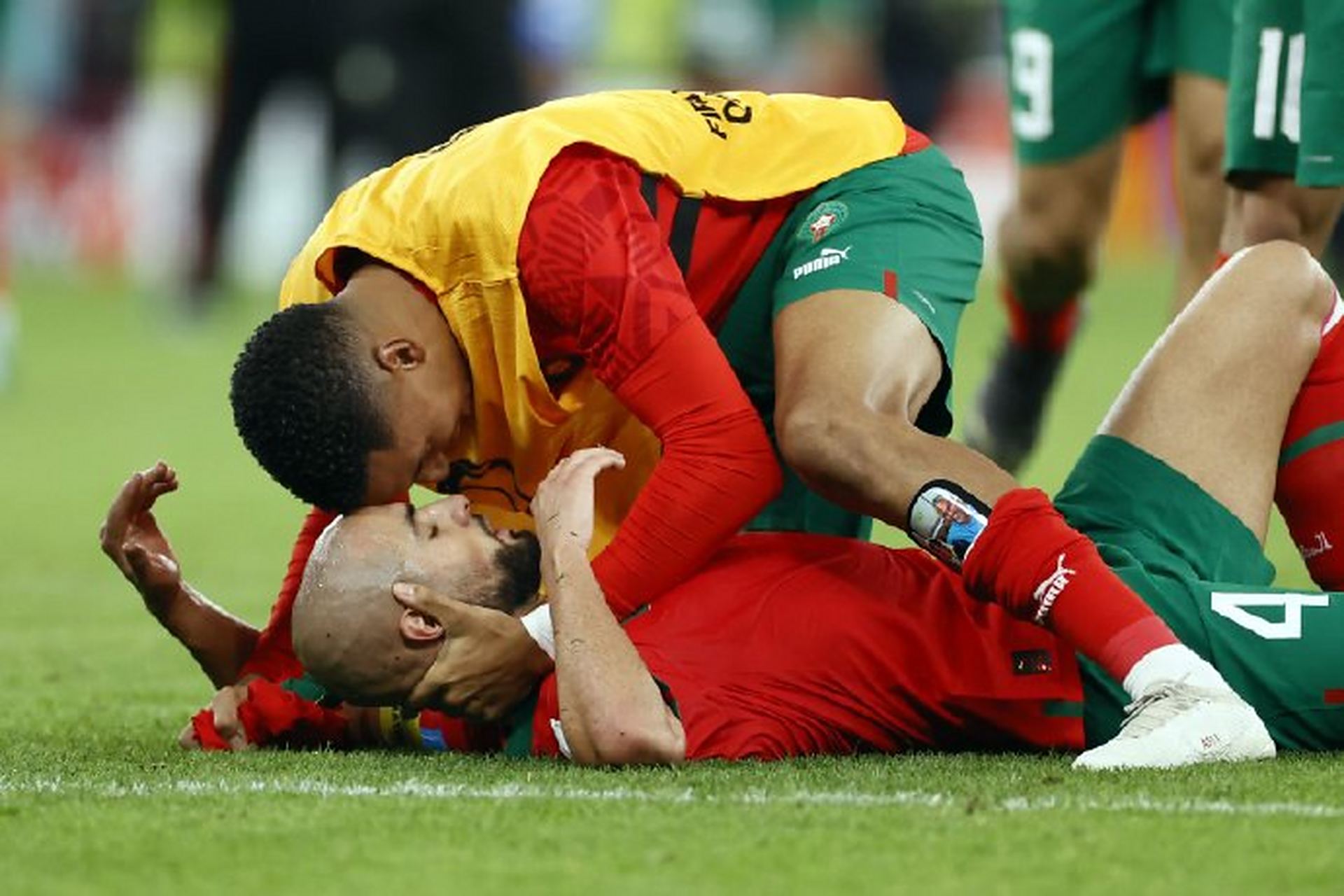 Pinnacle体育-足球队战术打法