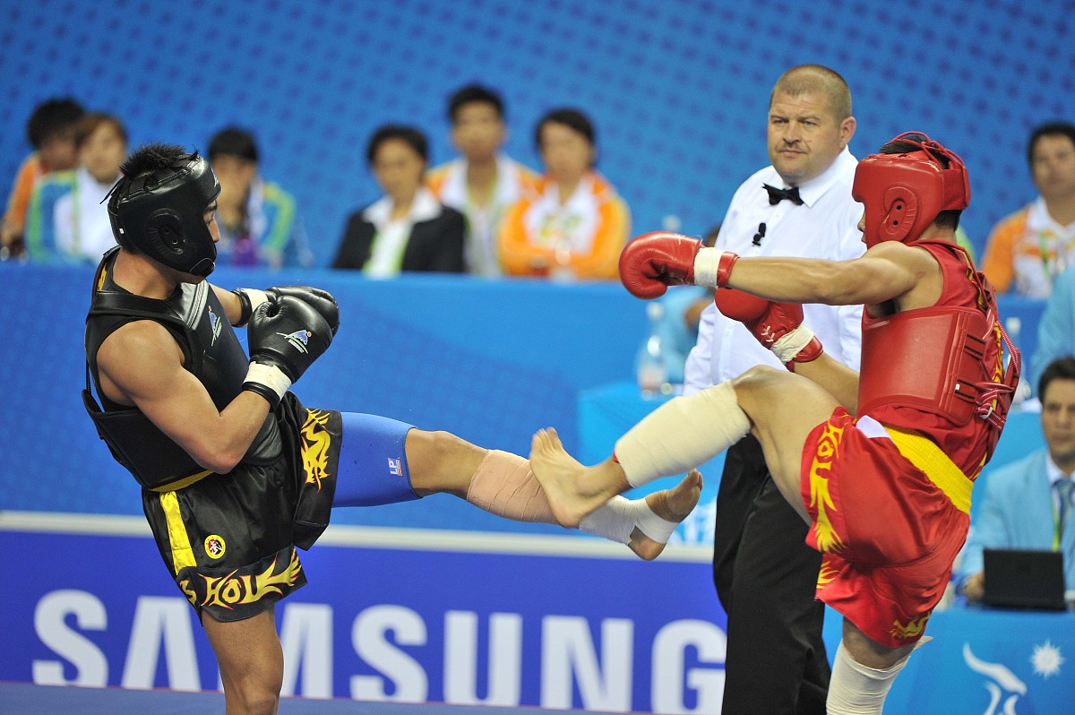 足球队战术打法